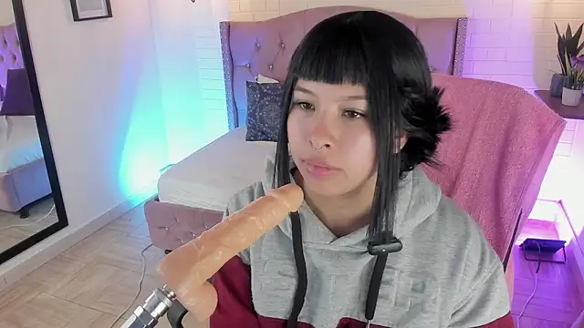 Snapshot of Namiko_Park chatting on January 2025 03:42:01 PM Namiko Park online show from January 2025 03:42:01 PM