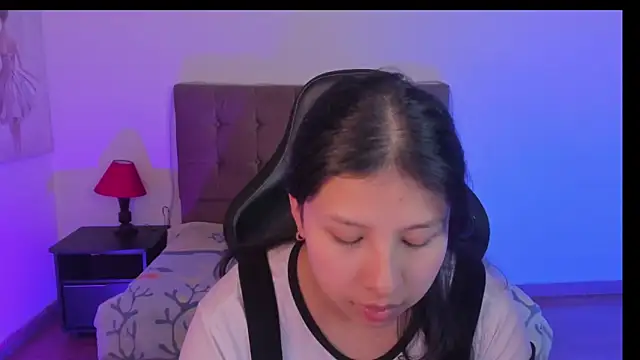 Snapshot of Namiko_Park chatting on February 2026 09:26:02 PM Namiko Park online show from February 2026 09:26:02 PM