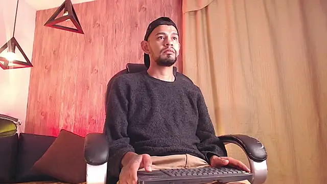 Bedobigcock online show from February 2025 02:01:01 AM