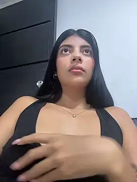 Baby Niels online show from November 2025 02:45:02 AM