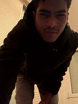 Ryan-hot online show from December 2024 06:39:01 PM