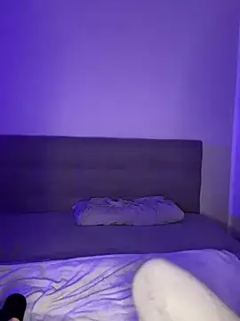 Snapshot of lunawolf21 chatting on December 2024 07:39:02 PM lunawolf21 online show from December 2024 07:39:02 PM