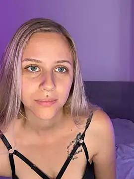 Snapshot of lunawolf21 chatting on September 2025 06:26:01 AM lunawolf21 online show from September 2025 06:26:01 AM