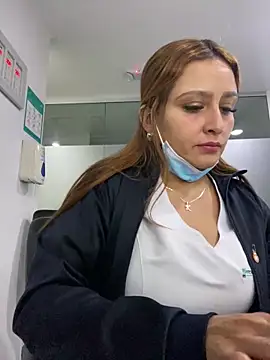 Keittly  online show from December 2024 02:01:02 AM