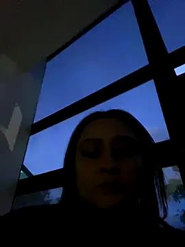 Keittly  online show from October 2025 10:54:02 PM