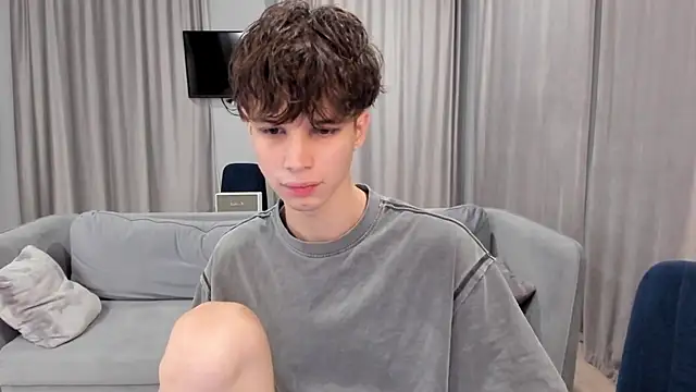 Im Shine Guy online show from December 2024 07:30:02 PM