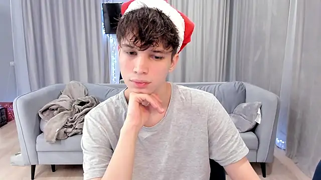 Im Shine Guy online show from December 2024 08:58:01 PM