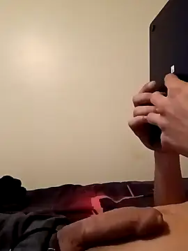 Snapshot of BOSKING1018 chatting on January 2025 04:19:02 AM BOSKING1018 online show from January 2025 04:19:02 AM