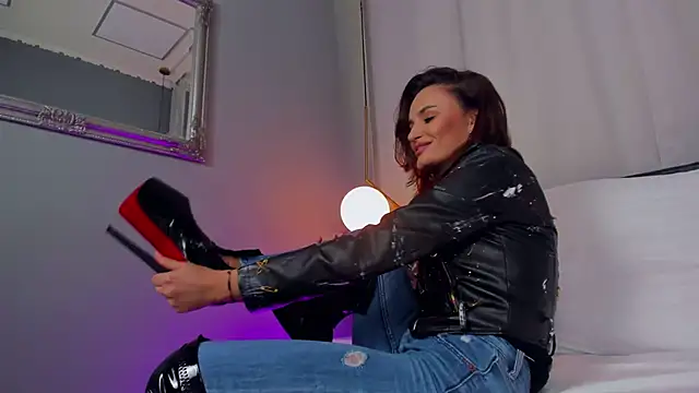 Snapshot of CarlaWhite chatting on February 2025 10:58:02 AM CarlaWhite online show from February 2025 10:58:02 AM