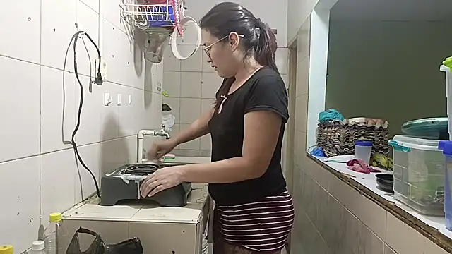 luxandracon23 online show from February 2025 10:56:02 AM