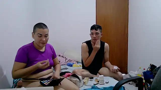 luxandracon23 online show from November 2025 12:07:01 PM