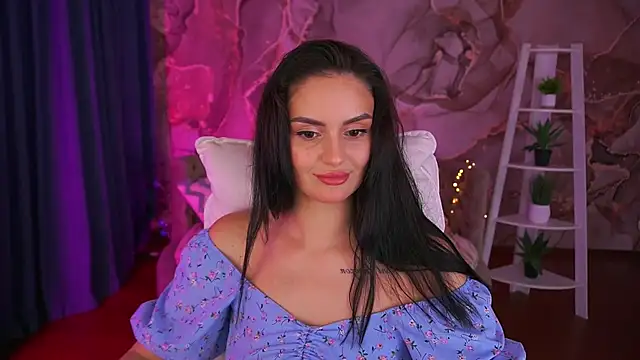 Snapshot of MilashaLovely chatting on December 2025 02:04:01 PM MilashaLovely online show from December 2025 02:04:01 PM