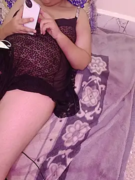 Snapshot of Manita-57 chatting on July 2026 10:45:01 PM Manita-57 online show from July 2026 10:45:01 PM