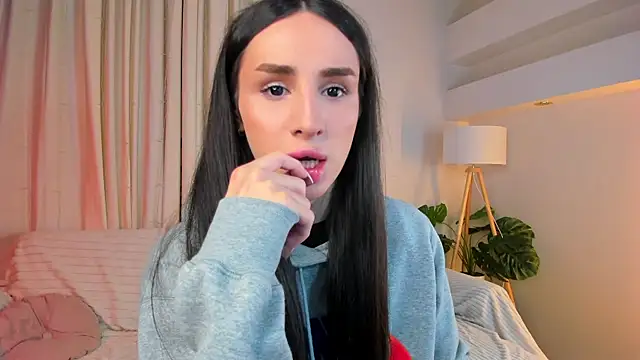 Kim Oberlin  online show from January 2026 04:01:01 PM