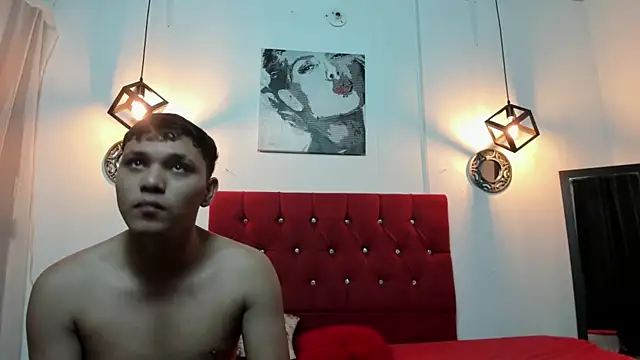 Snapshot of couple_lovelyds chatting on January 2025 12:45:02 PM couple lovelyds online show from January 2025 12:45:02 PM