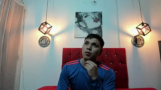 Snapshot of couple_lovelyds chatting on January 2025 10:01:01 PM couple lovelyds online show from January 2025 10:01:01 PM