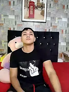 Snapshot of couple_lovelyds chatting on January 2025 12:51:02 PM couple lovelyds online show from January 2025 12:51:02 PM