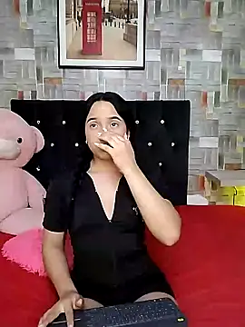 Snapshot of couple_lovelyds chatting on January 2025 03:55:02 PM couple lovelyds online show from January 2025 03:55:02 PM