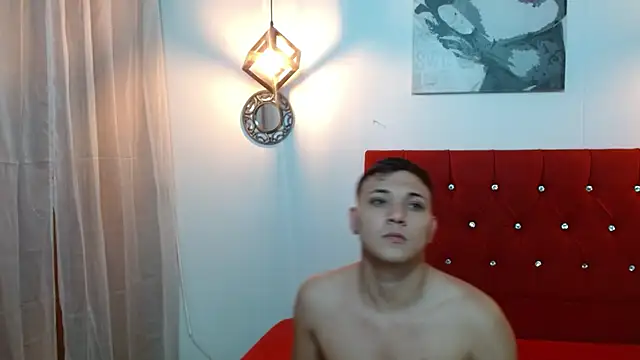 Snapshot of couple_lovelyds chatting on February 2025 07:38:01 PM couple lovelyds online show from February 2025 07:38:01 PM