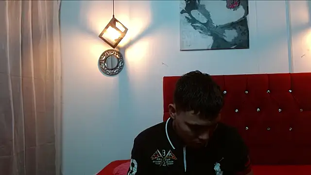 Snapshot of couple_lovelyds chatting on February 2025 01:53:02 AM couple lovelyds online show from February 2025 01:53:02 AM