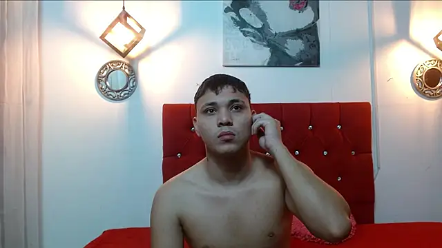 Snapshot of couple_lovelyds chatting on February 2025 12:31:01 PM couple lovelyds online show from February 2025 12:31:01 PM