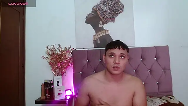 Snapshot of couple_lovelyds chatting on September 2025 08:36:01 PM couple lovelyds online show from September 2025 08:36:01 PM