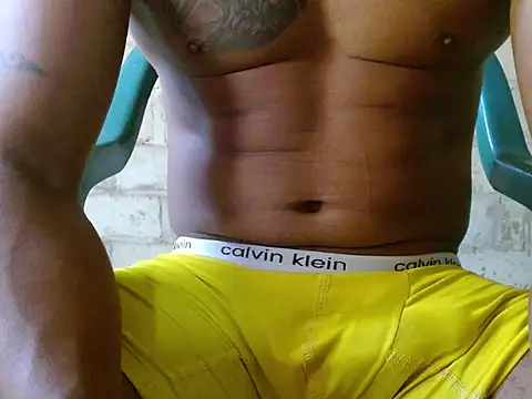 fernandez latinblackk online show from September 2025 04:29:02 PM