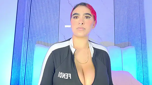 Snapshot of Sofia_martiin chatting on December 2025 03:04:02 AM Sofia martiin online show from December 2025 03:04:02 AM