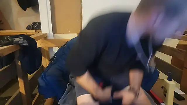 ScubaStevex online show from December 2024 08:18:01 AM