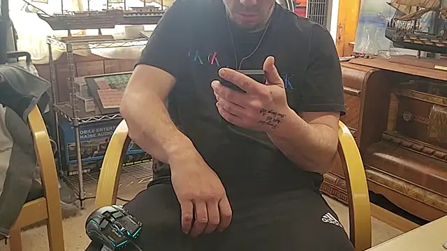 ScubaStevex online show from March 2026 05:50:02 PM