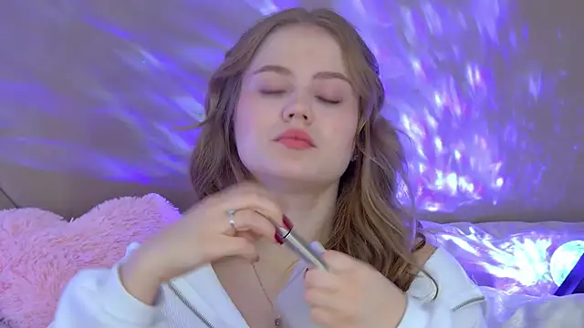 SelinSwarovski online show from October 2025 04:16:01 PM