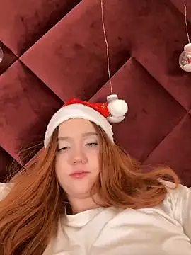 Snapshot of BritneyBurns chatting on December 2024 06:50:01 PM BritneyBurns online show from December 2024 06:50:01 PM