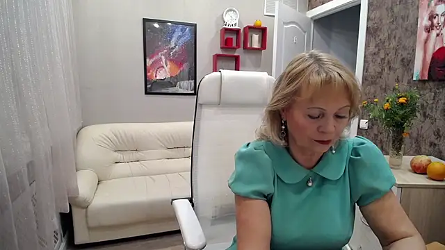 Milla Cutie18 online show from September 2025 05:31:02 AM