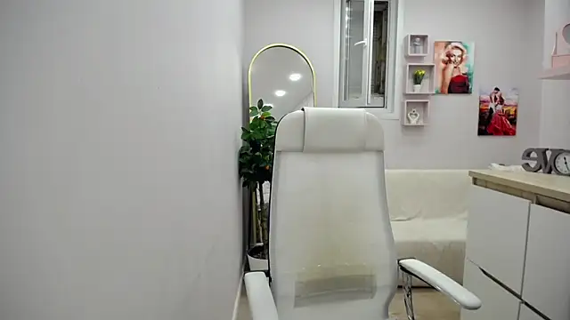 Milla Cutie18 online show from May 2026 05:14:02 AM