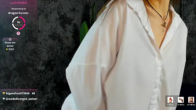 Lillian White online show from May 2026 11:23:04 PM