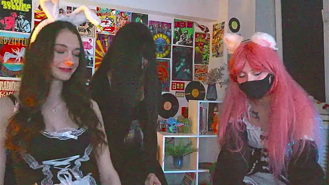 LuxRayi online show from January 2025 06:00:01 PM