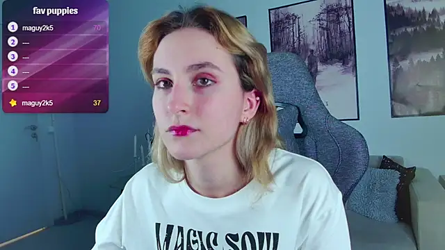 LuxRayi online show from February 2025 12:30:01 AM