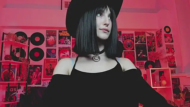 LuxRayi online show from March 2025 12:08:01 AM