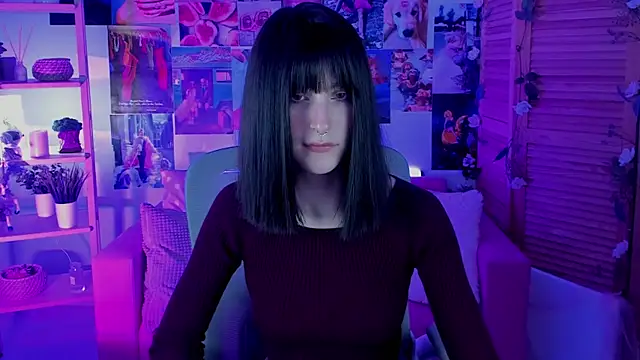 LuxRayi online show from March 2025 12:15:02 AM