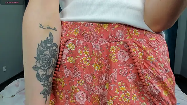 MayBennett online show from December 2024 09:19:01 PM