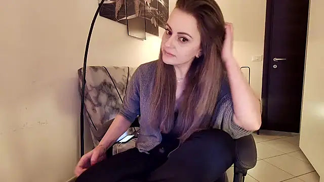 Snapshot of Eelleen chatting on January 2026 12:21:02 PM Eelleen online show from January 2026 12:21:02 PM