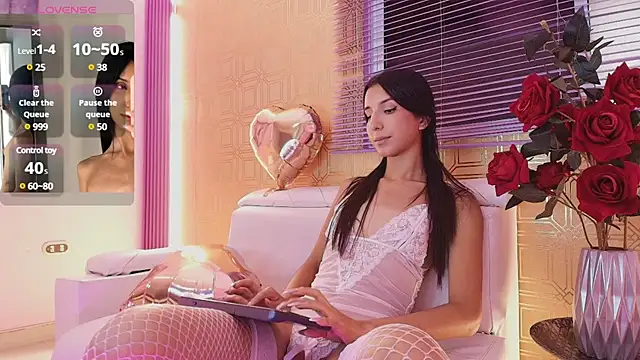 Snapshot of Bella19_ chatting on February 2025 08:04:02 PM Bella19 online show from February 2025 08:04:02 PM