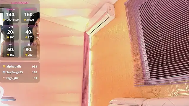 Snapshot of Bella19_ chatting on March 2025 11:09:02 PM Bella19 online show from March 2025 11:09:02 PM