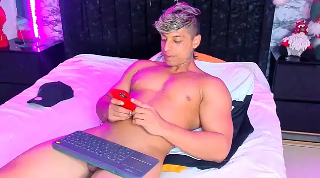 Owen Muzcle online show from December 2024 07:38:02 AM