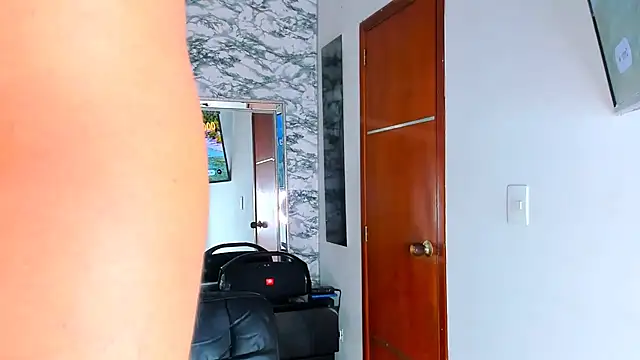 Owen Muzcle online show from February 2025 11:24:02 AM