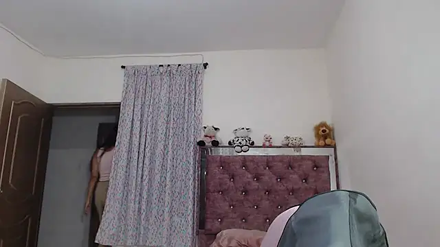 Snapshot of jaky_reyes chatting on February 2025 01:19:01 AM jaky reyes online show from February 2025 01:19:01 AM