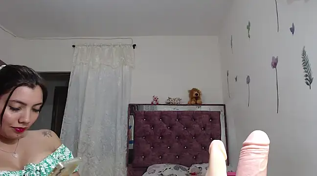 Snapshot of jaky_reyes chatting on February 2025 04:43:01 AM jaky reyes online show from February 2025 04:43:01 AM