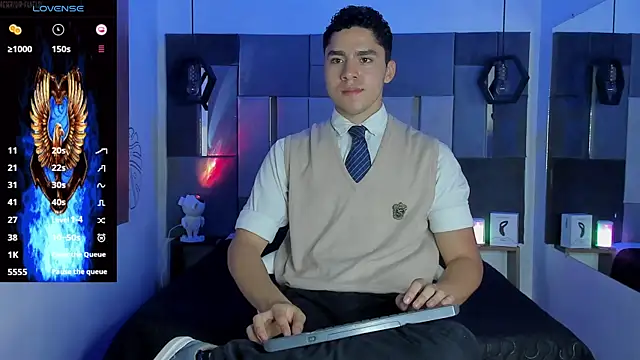 Snapshot of LiamNovak chatting on December 2025 11:30:02 AM LiamNovak online show from December 2025 11:30:02 AM