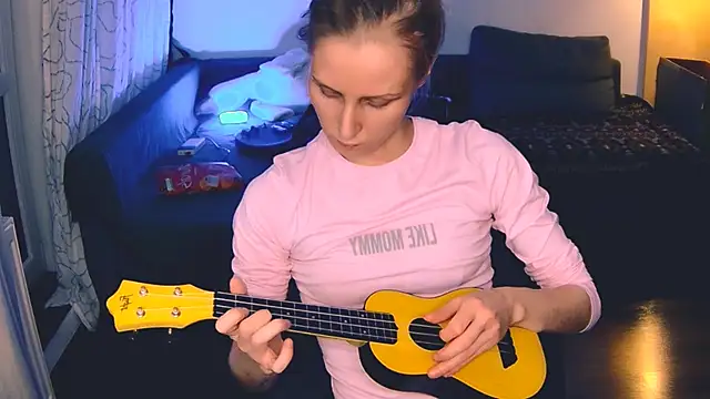 KatiKate online show from December 2024 11:24:01 PM