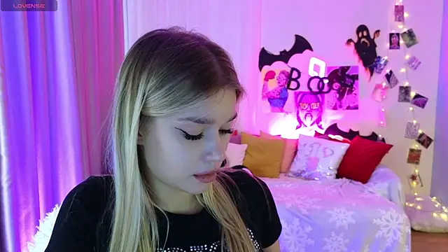 BattyMelody online show from November 2025 10:05:01 AM